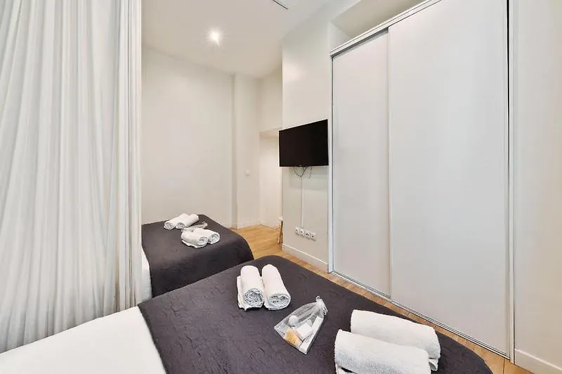 106-Suite Cece - Superb Duplex In Paris