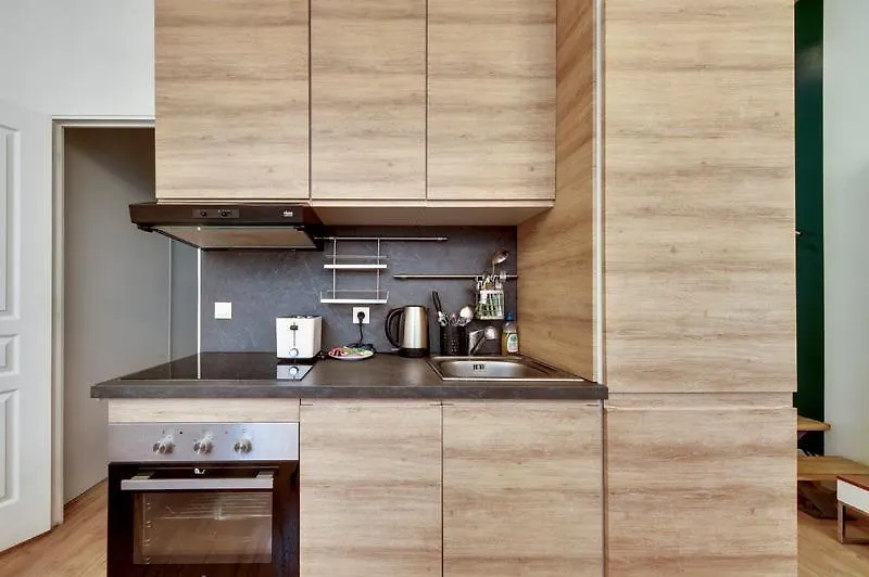 106-Suite Cece - Superb Duplex In Paris Apartment